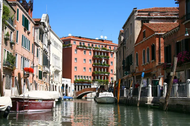 There's so much to see is Venetians